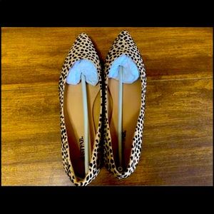 Leopard print flats